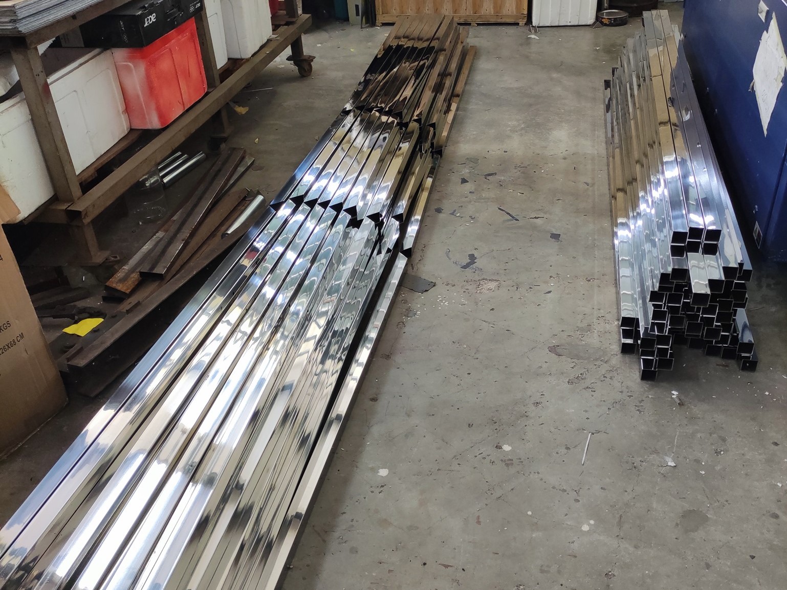 Fiber Laser Tube Cutting